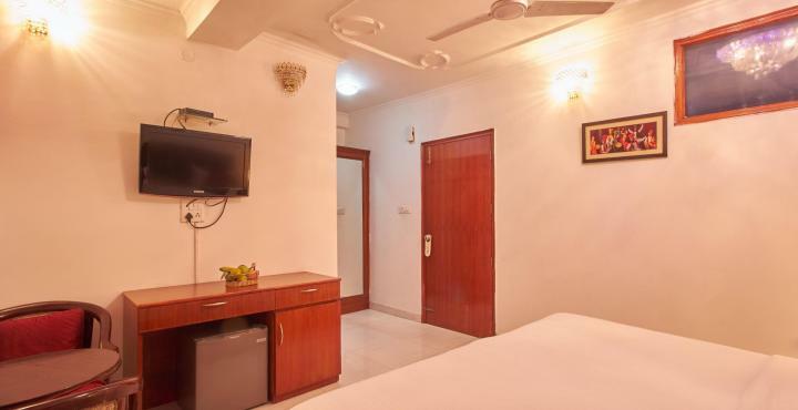 Hotel Malik Continental Új-Delhi Kültér fotó